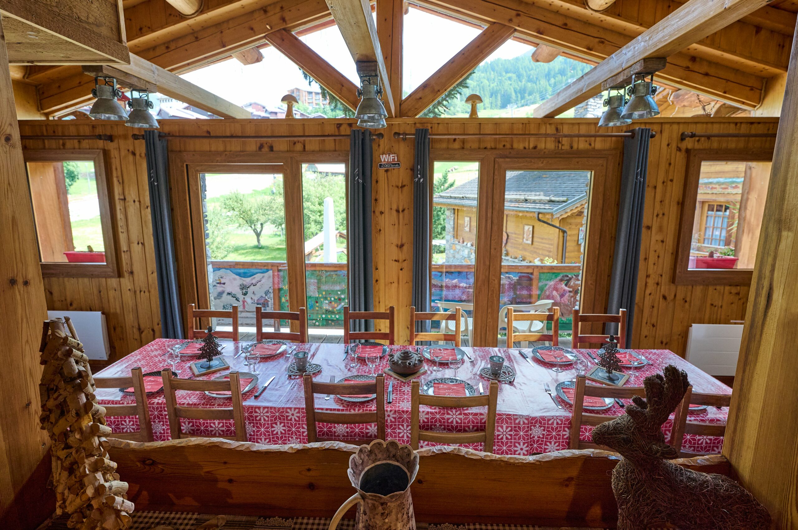 Vue magnifique, grandes baies vitrées